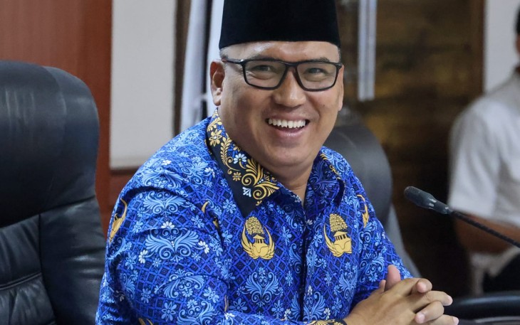  Wakil Gubernur Kepulauan Riau Nyanyang Haris Pratamura