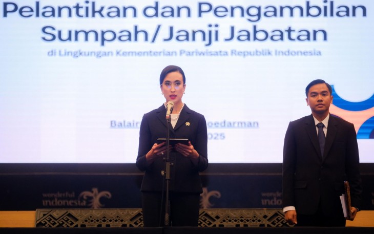 Menpar) Widiyanti Putri Wardhana dalam sambutannya saat pelantikan pejabat di Balairung Soesilo Soedarman, Gedung Sapta Pesona, Jakarta Pusat, Rabu (8/1/2025).