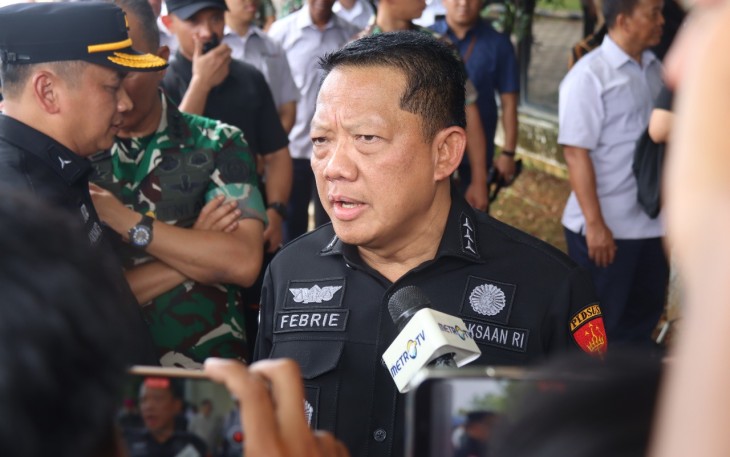 Jaksa Agung Muda Tindak Pidana Khusus (JAM-Pidsus) Febrie Adriansyah selaku Ketua Pelaksana Satgas PKH melakukan kunjungan kerja lapangan ke wilayah Provinsi Bangka Belitung