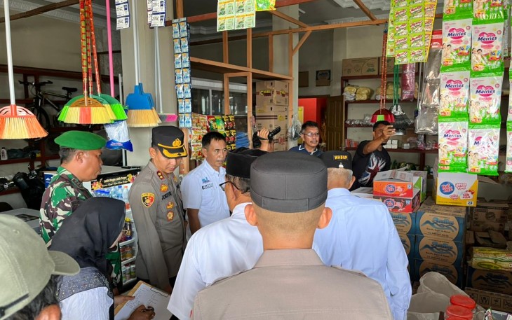 Kapolres Aceh Singkil dan Forkopimda Terjun Kepasar Cek Harga Bahan Pokok 