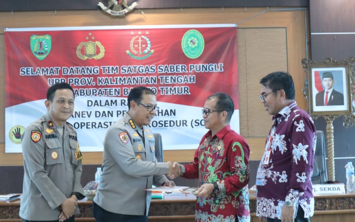 Satgas Saber Pungli Provinsi Kalteng Gelar Koordinasi dan Penyerahan SOP ke UPP Bartim