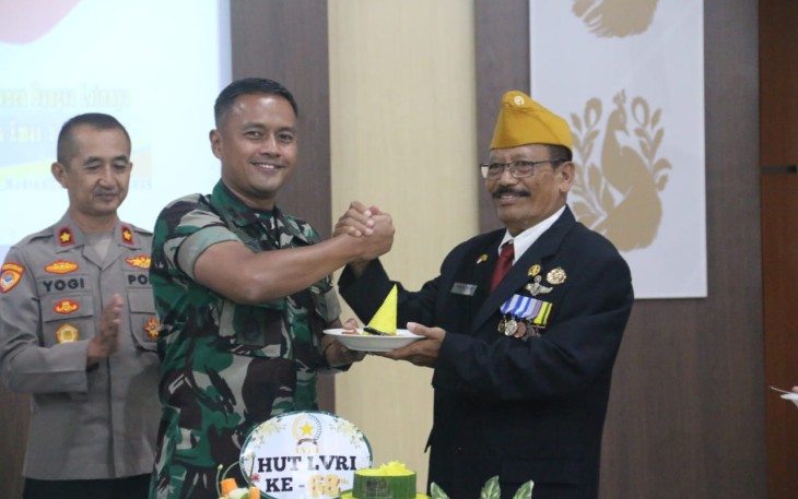 Dandim Madiun Letkol Kav Widhi Bayu Sudibyo Sampaikan Rasa Bangga Kepada Para Veteran