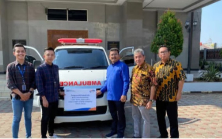 BRI Branch Office Kramat Region 6Jakarta 1 Serahkan Bantuan 1 Unit Mobil Ambulans Kepada Gereja HKBP Letjend Suprapto