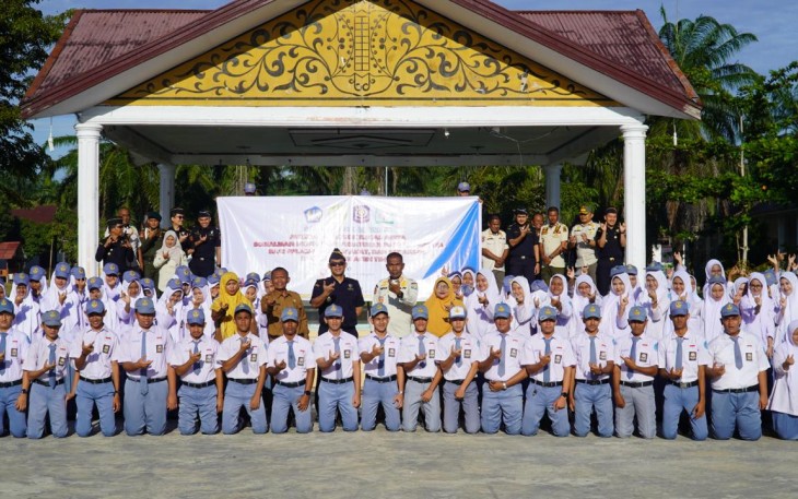 Bea Cukai Langsa dan Satpol PP Aceh Timur saat Sosialisasi Bahaya Rokok Ilegal