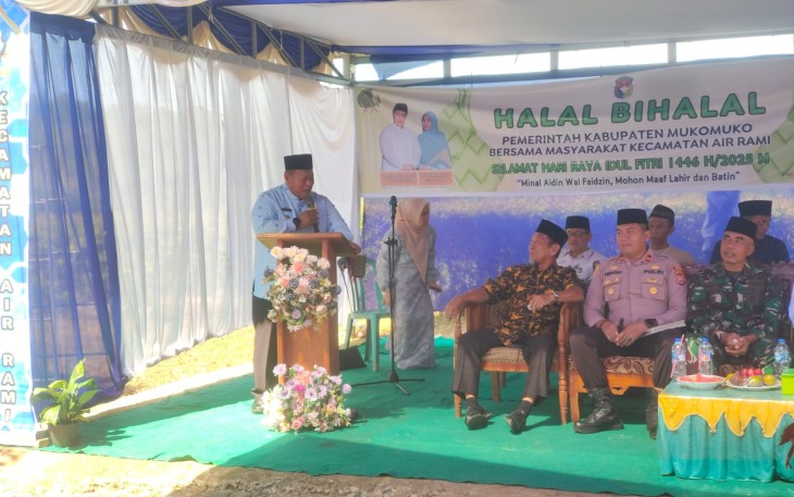 Bupati Kabupaten Mukomuko Provinsi Bengkulu Chairul Huda, ketika Halal Bihalal di Kecamatan Air Rami, Sabtu, 19/04/25.