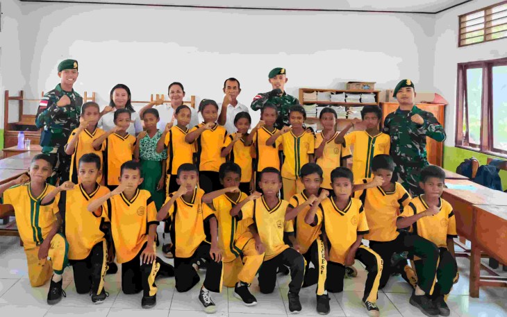 Prajurit Mendidik Satgas Pamtas Yonarmed 12 Kostrad 