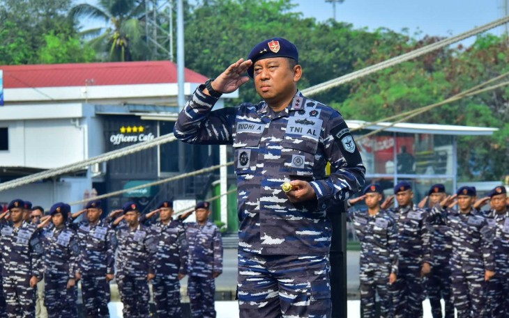 Pangkolinlamil Laksda TNI Rudhi Aviantara 
