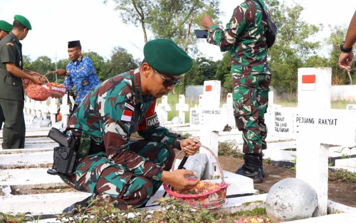 Dansatgas Yonarmed 12 Kostrad Letkol Arm Dr Erlan Wijatmoko