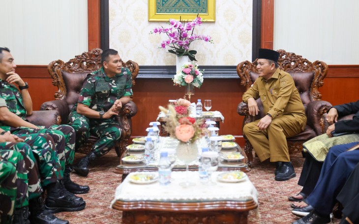 Gubernur Kepri dan Pangkogabwilhan I saat audiensi di Gedung Daerah, Tanjungpinang, Senin (17/2).