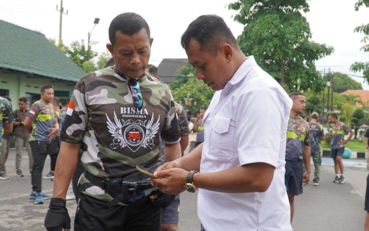 Pemeriksaan HP prajurit Korem 081/DSJ 