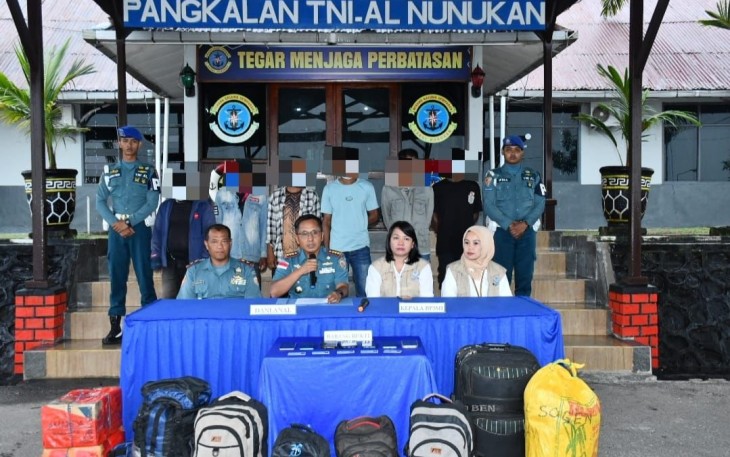 Danlanal Nunukan Kolonel Laut (P) Handoyo saat konferensi pers, Senin (20/1)