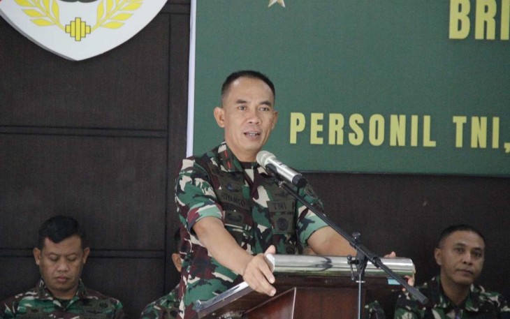Danrem 051/Wkt Brigjen TNI Riyanto saat memberikan arahan di Kodim 0507/Bekasi, Rabu (22/1)
