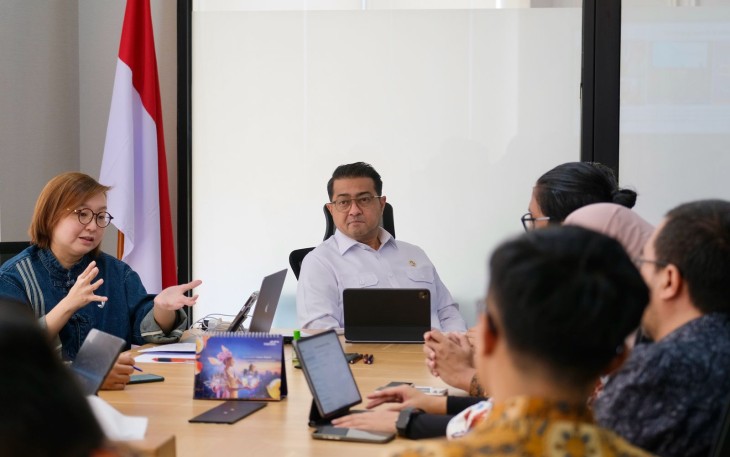 Wamenekraf Irene Umar saat memberikan pemaparan, Selasa (4/3)