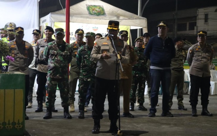 Kapolrestabes Medan Saat Pimpin Apel Patroli Satgas Anti Tawuran di Wilkum Polsek Delitua.