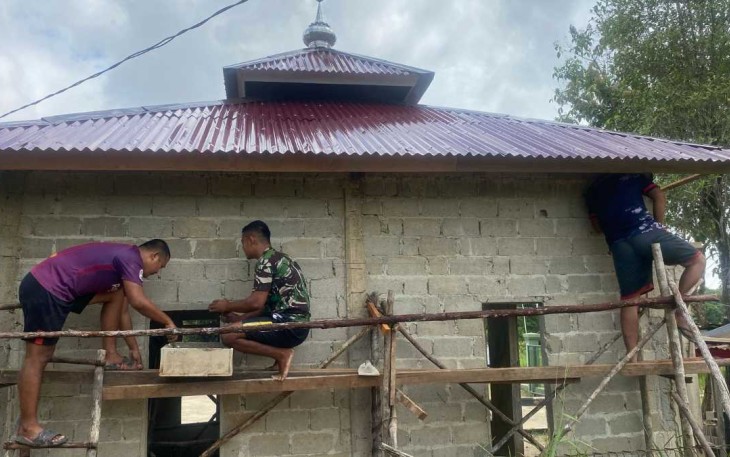 Percantik Musholla di Perbatasan 