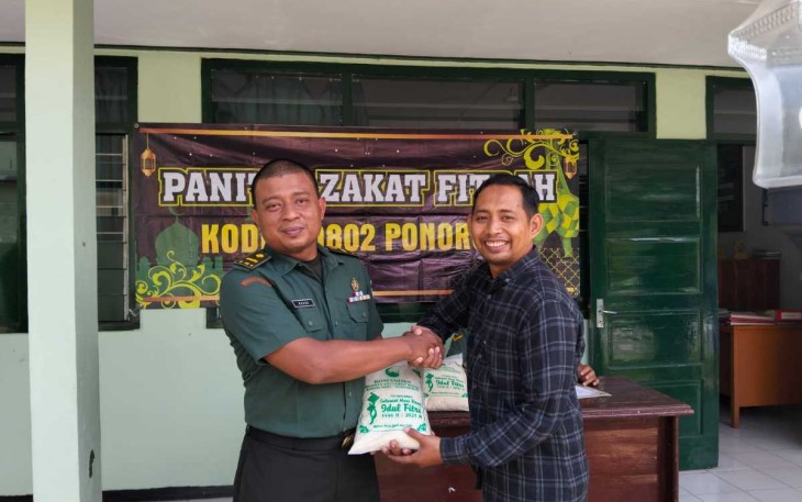 Penyaluran zakat fitrah Kodim 0802/Ponorogo 