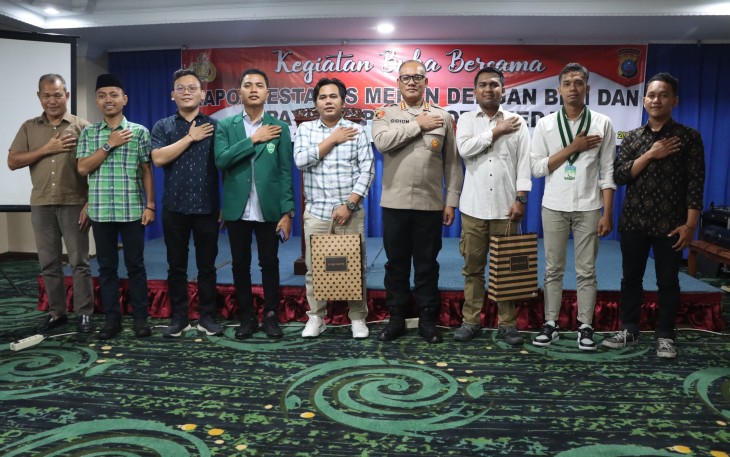 Kapolrestabes Medan Hadiri Kegiatan Buka Puasa Bersama BEM dan Cipayung Plus Kota Medan