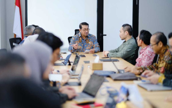 Menekraf Teuku Riefky Harsya 