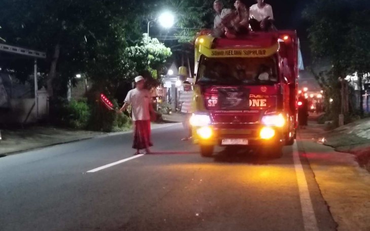 Lomba gema takbir keliling