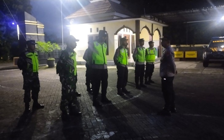 TNI-Polri di Ponorogo Patroli Balon Udara pada Perayaan Idul Fitri 1446 H