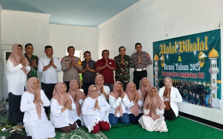 Reuni nostalgia sekolah di wilayah Kabupaten Pacitan 