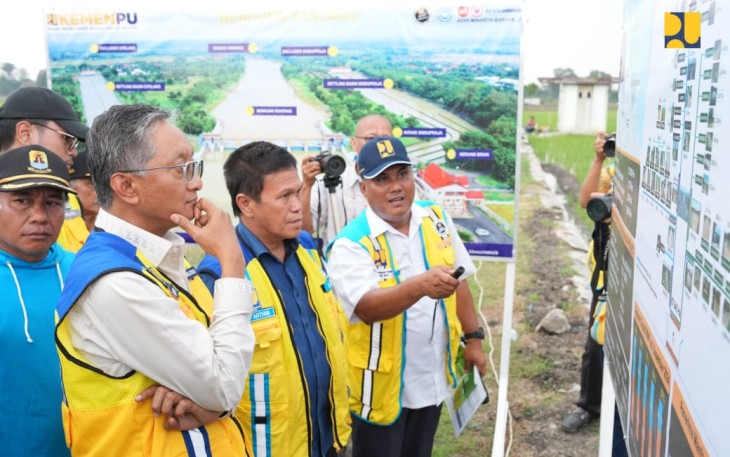 Menteri Dody saat menerima pemaparan teknologi IPHA