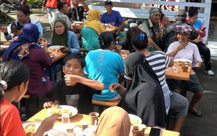 Rutan Kelas I Medan Gelar Makan Gratis pada Masyarakat yang Melintas