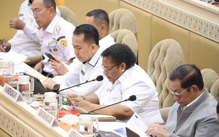 Wakil Menteri Dalam Negeri (Wamendagri) Ribka Haluk Hadiri RDP Dengan Komisi II DPR RI 