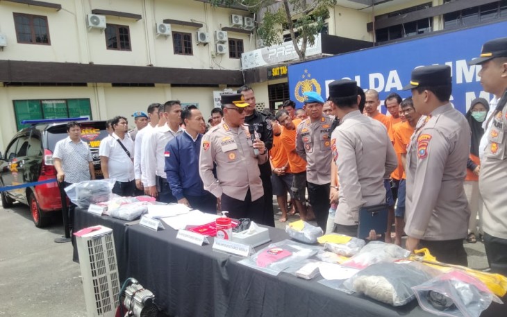 Tampak Kapolrestabes Medan Saat Paparan 