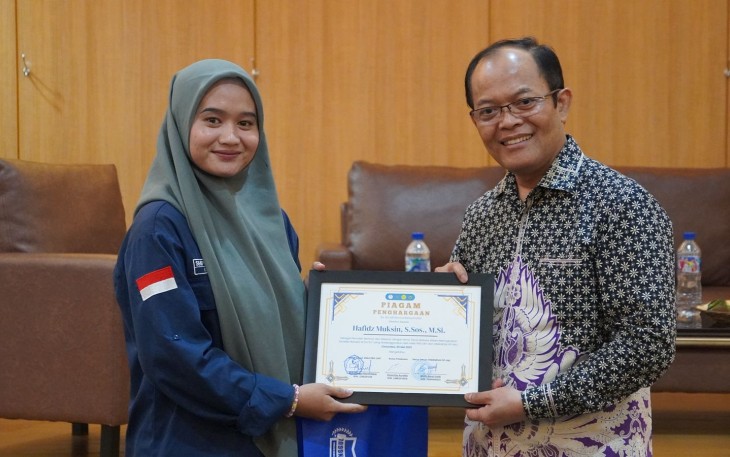 Peran Bahasa dalam Meningkatkan Karakter Berbahasa Generasi Muda di Era 5.0