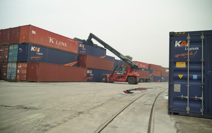 KAI Logistik Kelola 7,7 Juta Ton Barang Hingga April 2025