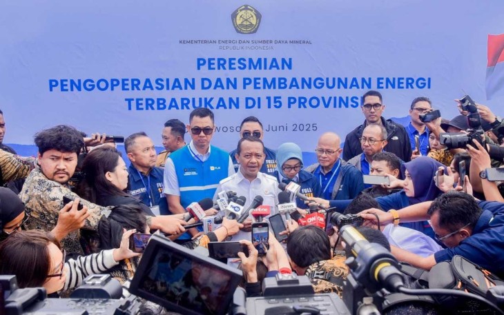Menteri ESDM Bahlil Lahadalia dalam acara Peresmian Pengoperasian dan Pembangunan Proyek Energi Terbarukan di 15 Provinsi serta Peningkatan Produksi Minyak 30 Ribu Barel Blok Cepu, Kamis (26/6) di Bondowoso, Jawa Timur