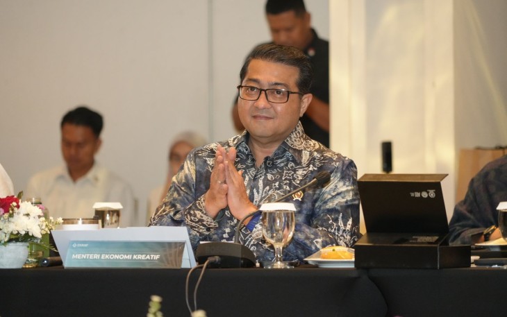 Menteri Ekraf Teuku Riefky Harsya