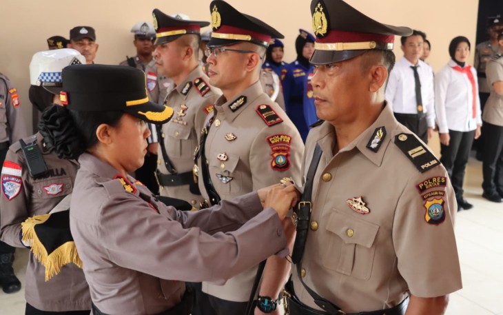 Kapolres Bintan Pimpin Serah Terima Jabatan Kasat Lantas dan Pelantikan Kasihumas