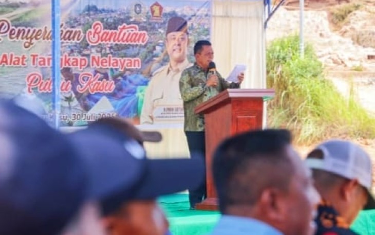 Gubernur Kepri Ansar Ahmad Kunjungi Pulau Kasu 