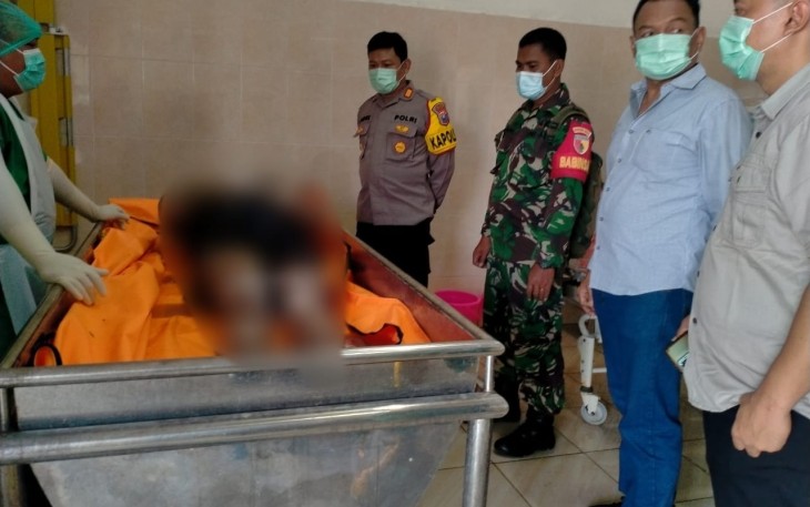 Warga Desa Plumbungan, Kecamatan Kebonagung, Kabupaten Pacitan, digegerkan dengan penemuan mayat berjenis kelamin laki-laki di pesisir Pantai Gelon pada Kamis (21/8/2025) sekitar pukul 08.15 WIB