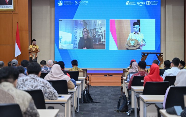 Direktorat Jenderal Guru, Tenaga Kependidikan dan Pendidikan Guru (Ditjen GTKPG) melaksanakan penandatanganan Nota Kerja Sama (Memorandum of Cooperation/MoC) dengan Monash University, Australia