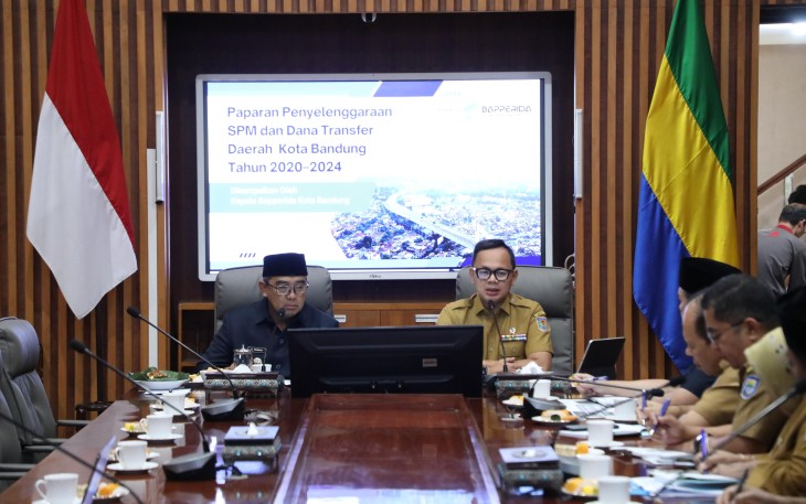 Wakil Menteri Dalam Negeri (Wamendagri) Bima Arya Sugiarto mendorong Pemerintah Kota (Pemkot) Bandung untuk melakukan inovasi pendanaan alternatif