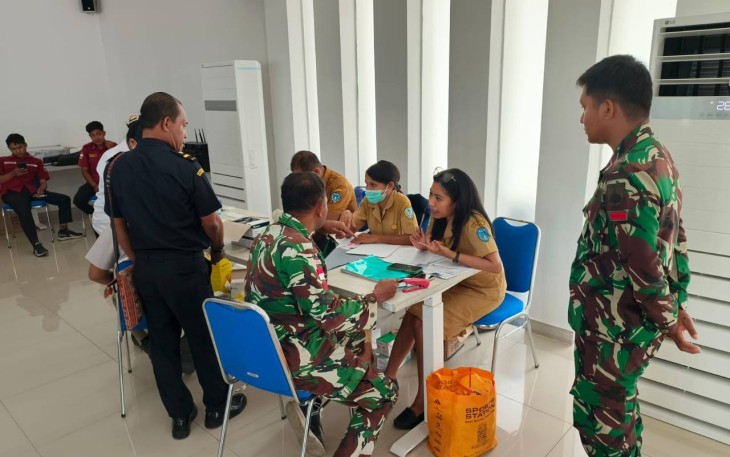 Skiringing Penyakit Menular di Wisma PLBN Napan