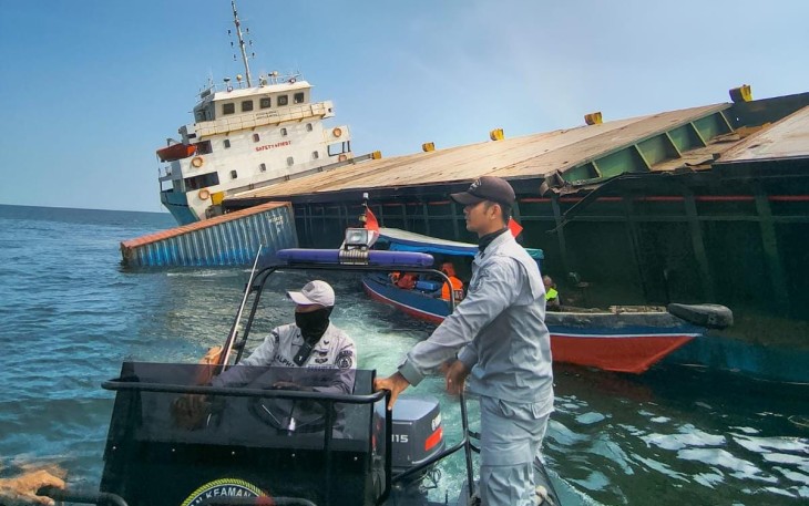 Bakamla RI Respon Cepat Tangani Kecelakaan Kapal di Sunda Kelapa