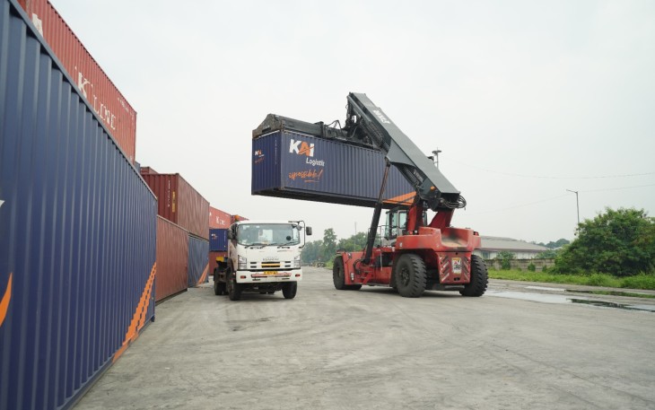 KAI Logistik Tingkatkan Kapasitas CY Klari sebagai Langkah Strategis Dukung Green Freight dan Zero ODOL 2026