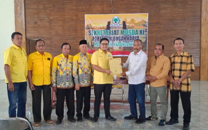 Persiapan Musda XI DPD Partai Golkar Kabupaten Karanganyar, di Gedung Golkar Karanganyar, Jumat (17/10/2025)