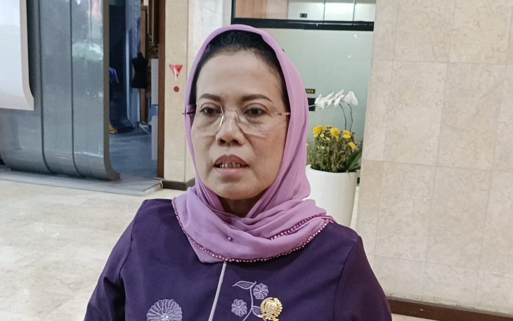 Ketua Komisi E DPRD Jawa Timur,  Sri Untari Bisowarno