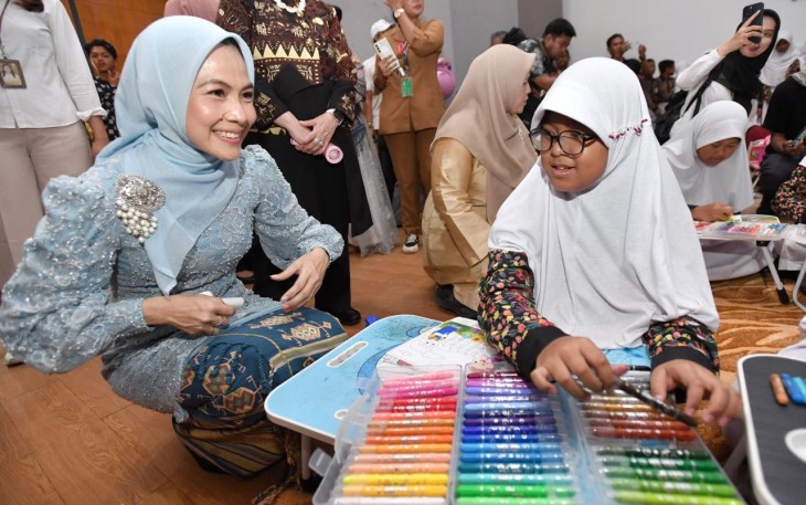 Penasehat Dharma Wanita Persatuan Kemendes PDT Ratu Rachmatuzakiyah 