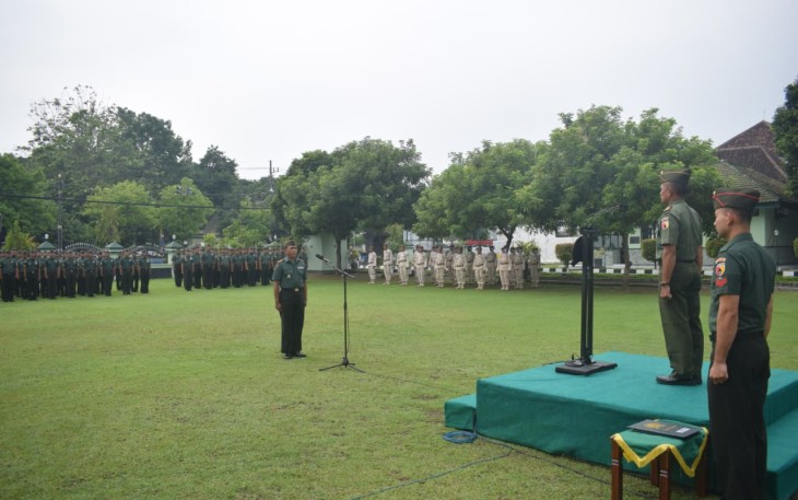 Upacara hari Sumpah Pemuda Ke-97 di lapangan Makodim Ponorogo 