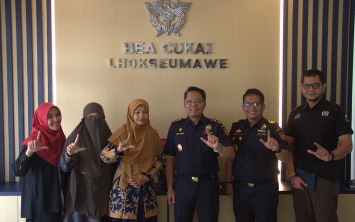 Peneliti UIN Sultanah Nahrasiyah Lhokseumawe Kunjungi Bea Cukai Bahas Fenomena Thrifting di ASEAN