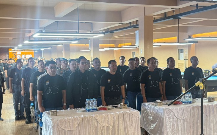 Pembukaan turnamen Kapolrestabes Medan Cup 2025