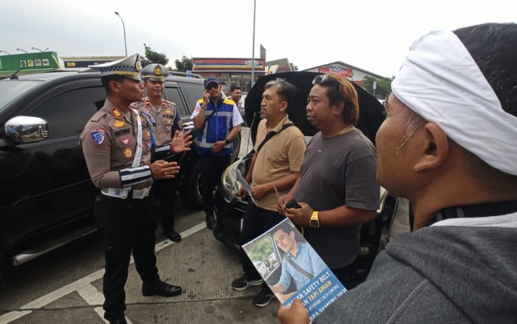 Edukasi Tertib Lalin PJR Polda Jatim 