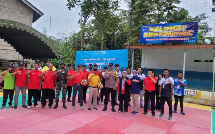 Open Turnamen Bola Voli Putra Pemdes Mujing Cup