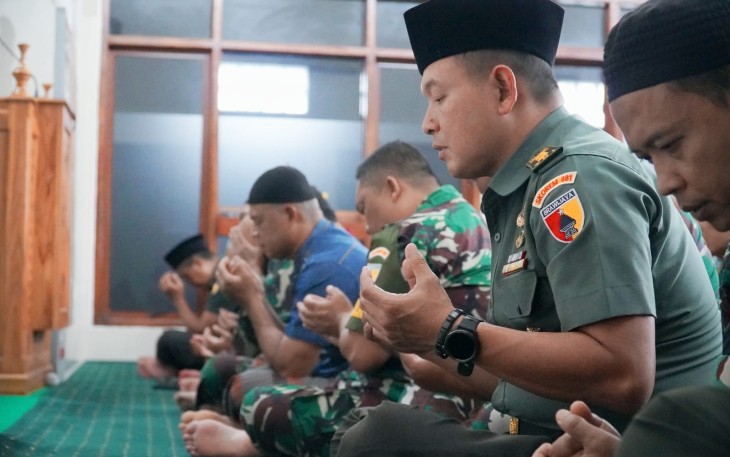 Doa bersama prajurit Korem 081/DSJ